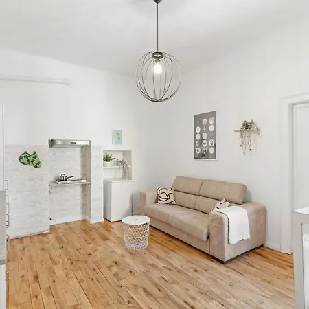 Apartment Navigli Charming Flat Milan