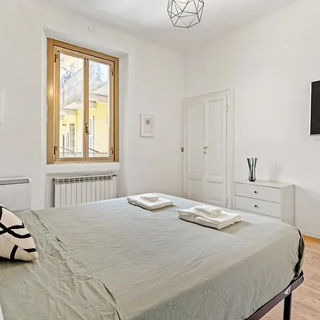 Navigli Charming Flat * Milánó